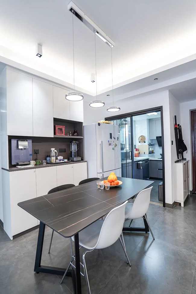 93㎡簡約風(fēng)，智能實用的家居搭配，細節(jié)體現(xiàn)生活的美好